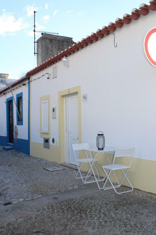 Casa Do Tejo De Alcochete Villa Exterior photo
